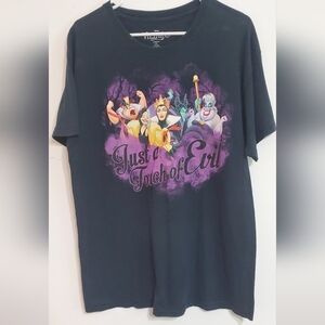 Disney Villains Black Tee Vintage Size Large Excellent Condition